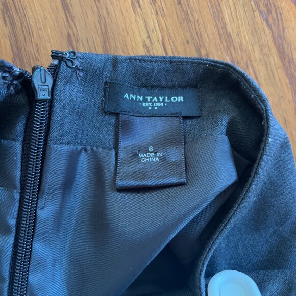 Ann Taylor Women's 2PC Suit - Blazer and Pencil Skirt - Picture 7 of 8